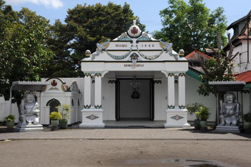 Kj