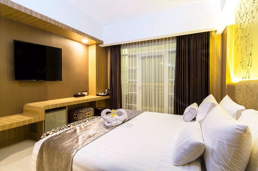 Kj Hotel 4*