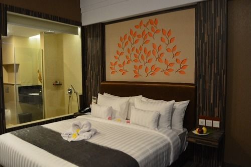 Kj Hotel 4*