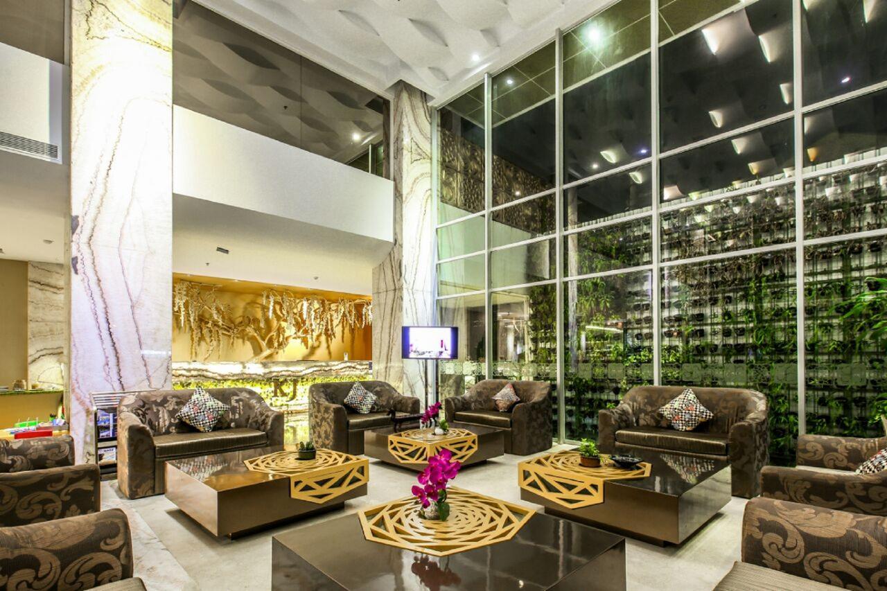 Hotel Kj 4*